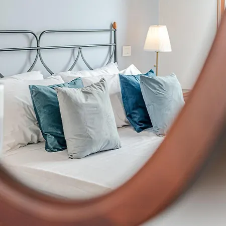 Cozy Scacciapensieri Apartman *