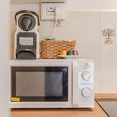 Cozy Scacciapensieri Apartment *