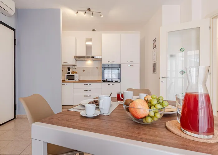 Cozy Scacciapensieri Apartman