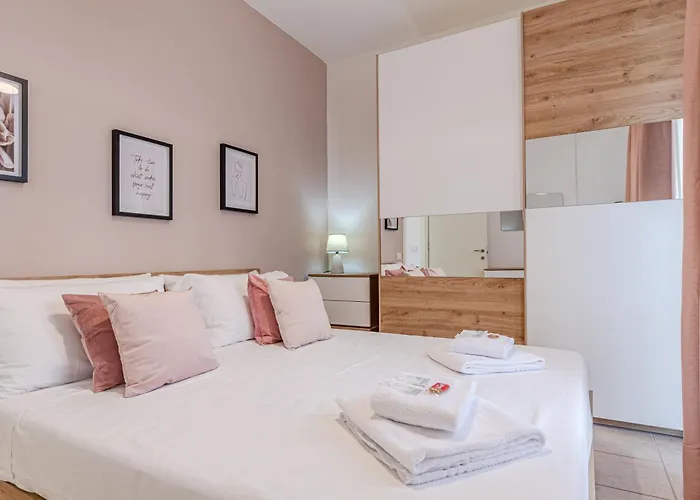 Cozy Scacciapensieri Apartment *