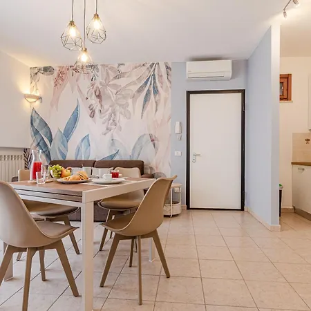 Cozy Scacciapensieri Апартаменты